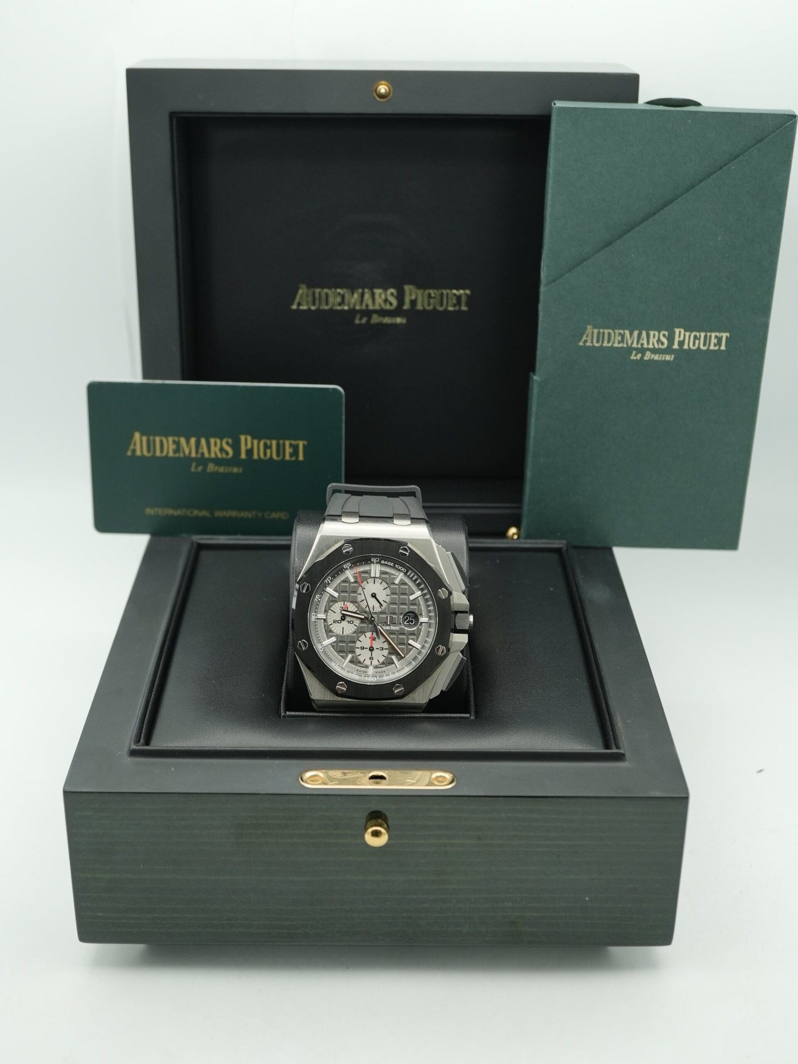 Audemars Piguet Royal Oak Offshore 44 mm / Titanium Slate – Bild 2