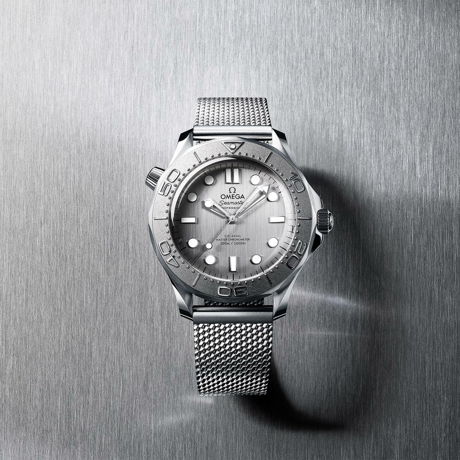 OMEGA Seamaster Diver 42 mm / Black Ceramic – Bracelet – Bild 4