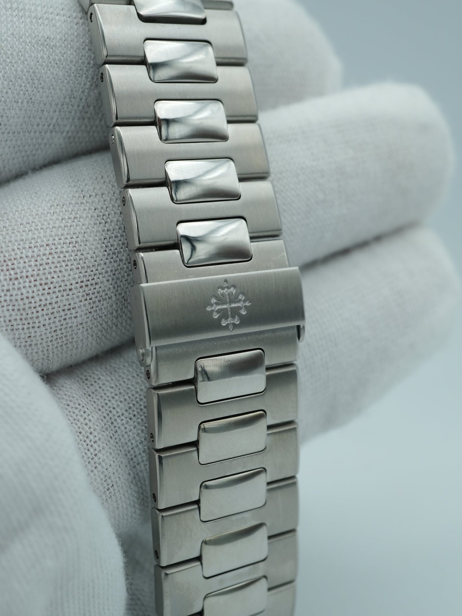 Patek Philippe 40 mm Nautilus / Bleu – Bild 5