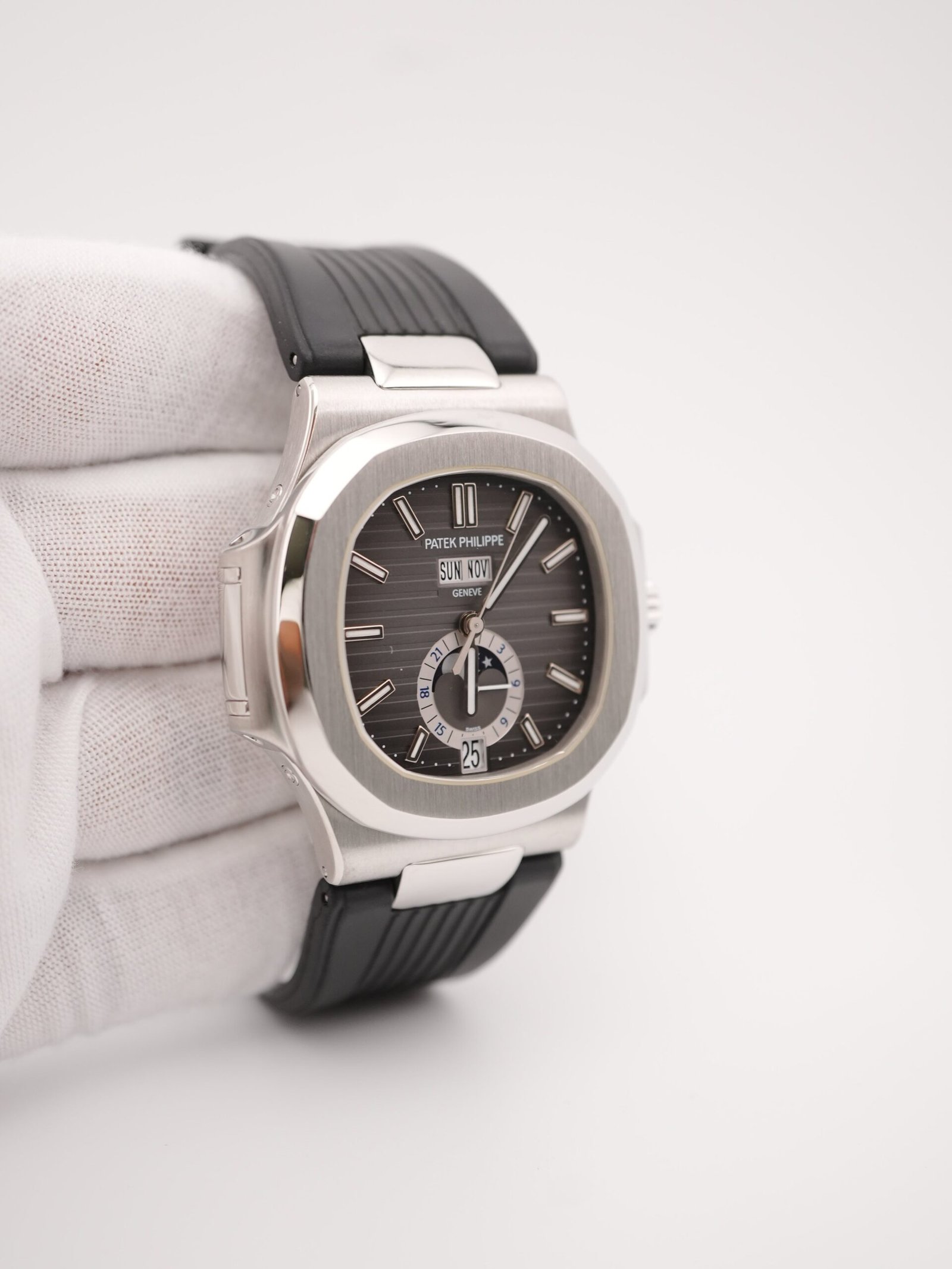 Patek Philippe 40,5 mm Nautilus / Noir – Bild 4