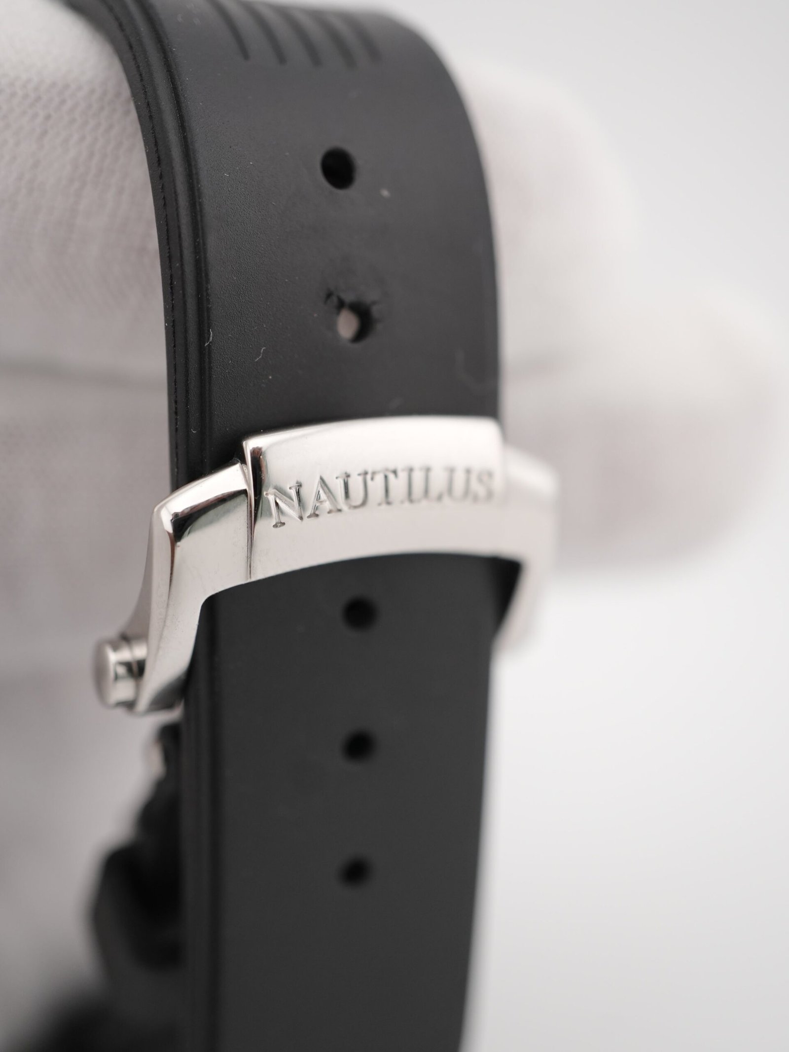 Patek Philippe 40,5 mm Nautilus / Noir – Bild 5