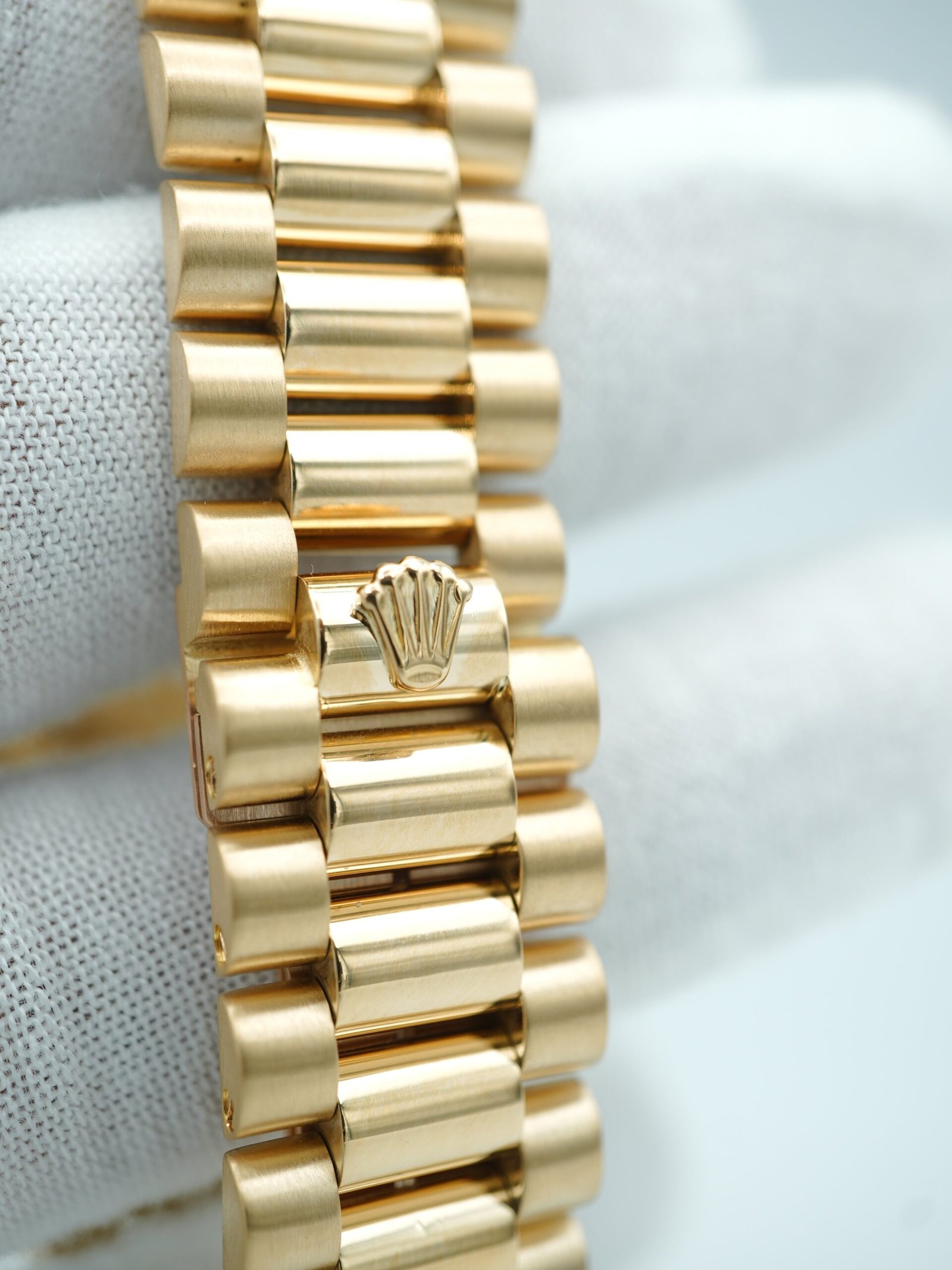 Rolex Day-Date 36 mm / Champagne – President – Bild 4